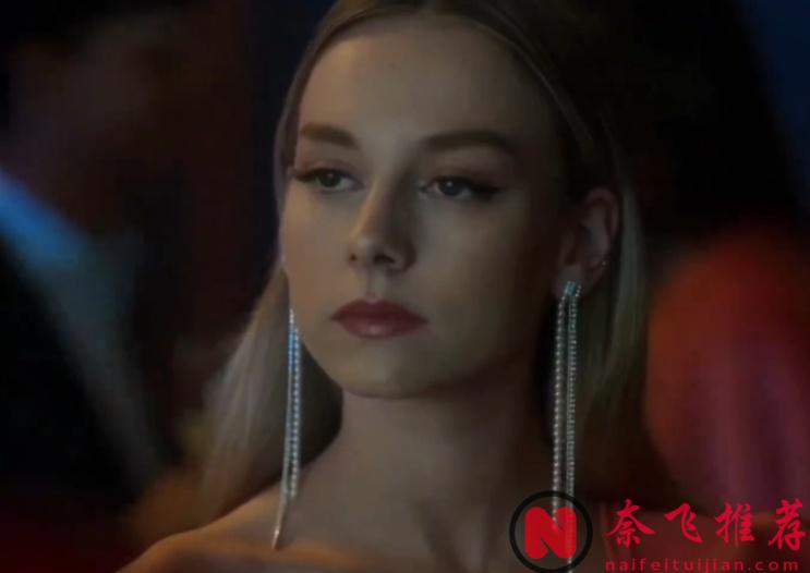 西班牙高顏值女星 《艾斯特・愛珀斯托/埃斯特爾·艾斯波西多》,讓觀眾意難平,歐美00後顏霸