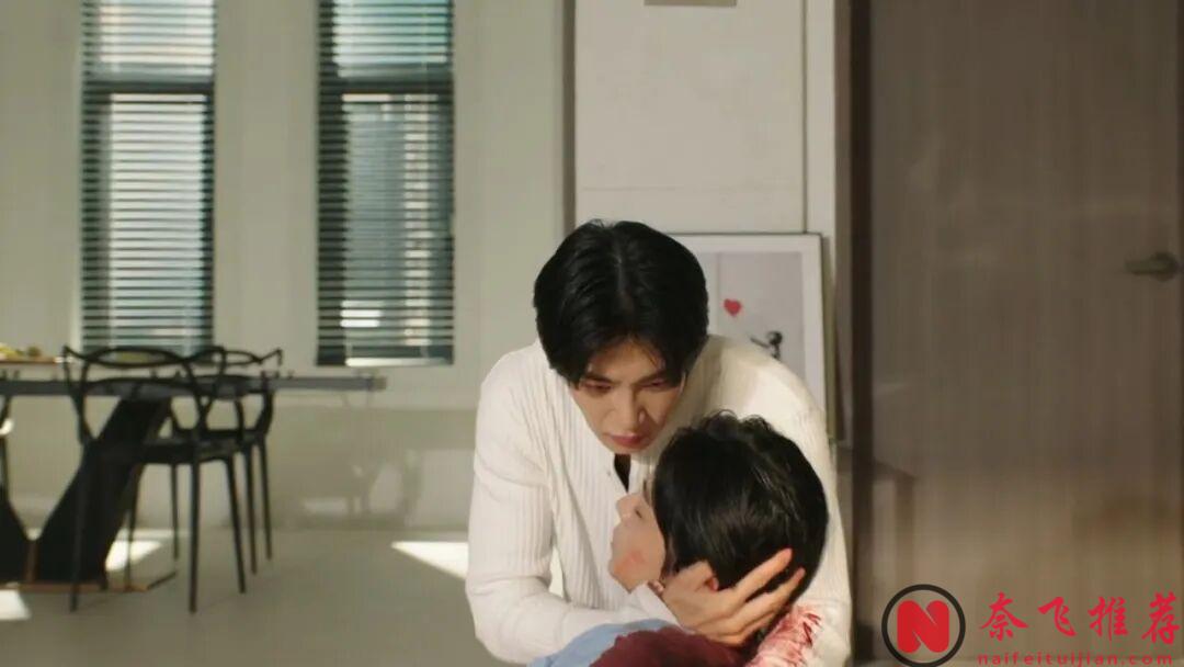 第一集就高能!全新懸疑愛情韓劇《瘋子/偶像之眼》,意外的好看