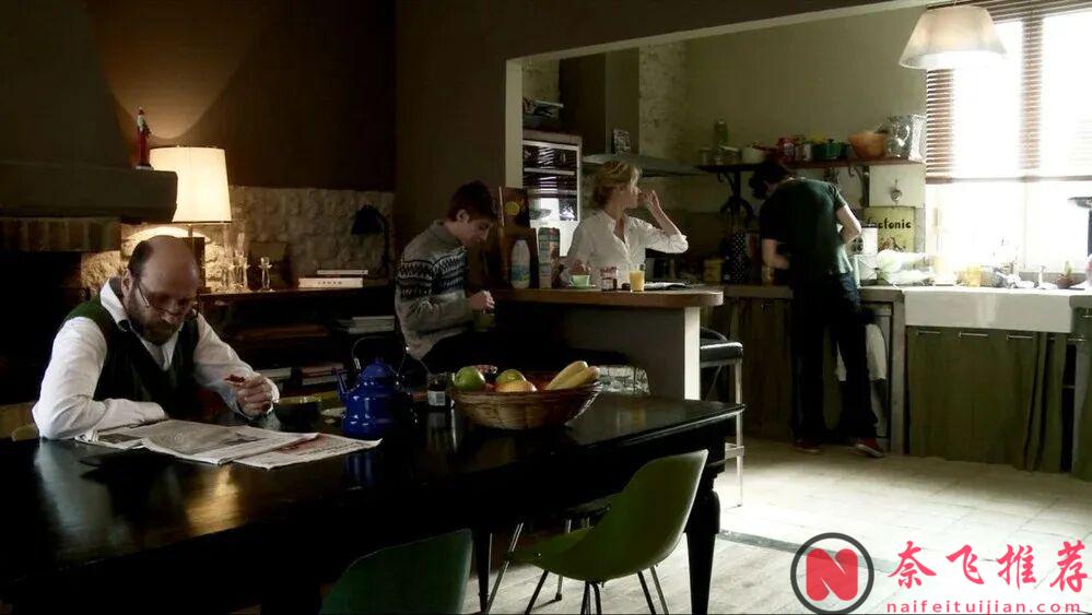 与《爱恋/劲凹3D/性本爱》同类型的5部尺度大胆的法国艺术电影,女主豁出去演绎太绝了!