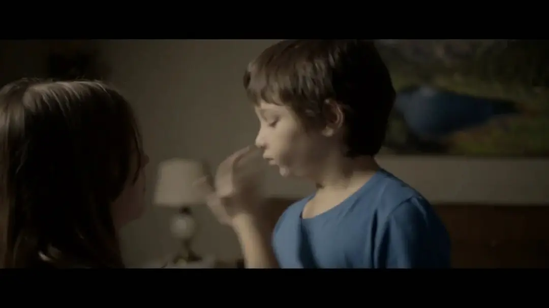 1762654085199036401.webp 这部惊世骇俗的希腊电影《暴力小姐》,看完整个人都不好了!