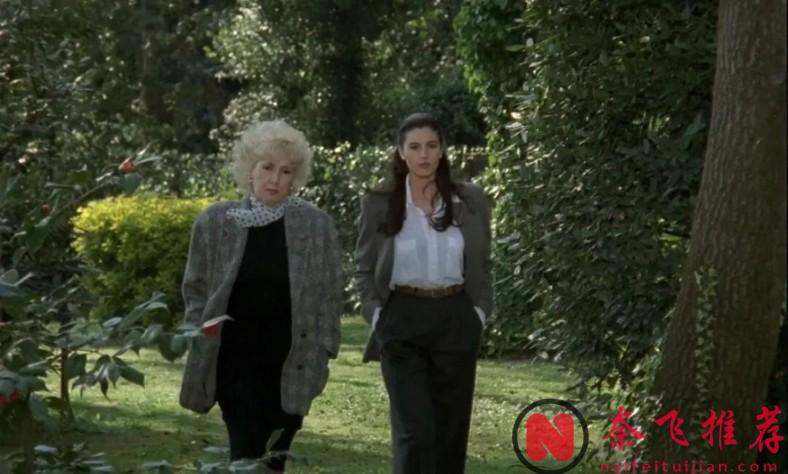 满屏高颜值,这部荒诞的意大利电影《情事》,是女神的成名作品