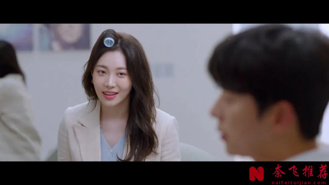 韩国喜剧片《家族荣誉:归来》真会玩,为改善家族基因,黑帮大佬强行把女儿嫁给高材生