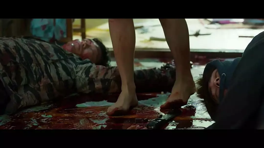 男人必看韓國爽片《哭泣的男人/殺手的品格》，爲了一個女人，不惜對抗整個黑幫