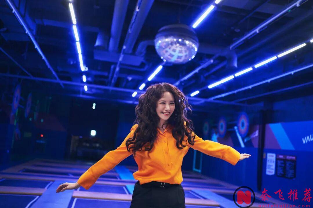 把爛片《惡魔搬進來/我的鄰居是惡魔/凌晨兩點的惡魔》演好!這電影多虧了她的演技,意外的好看啊!