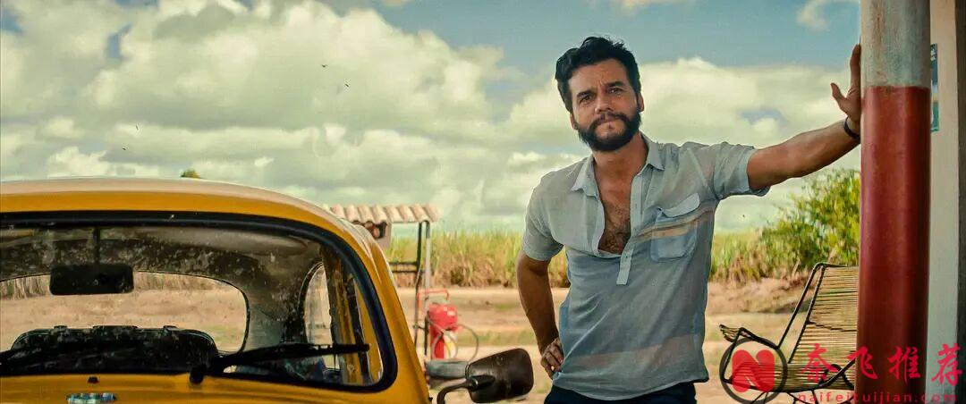 徹底沒有下限的懸疑犯罪片《密探/這不只是個間諜故事》,還這麼好看!