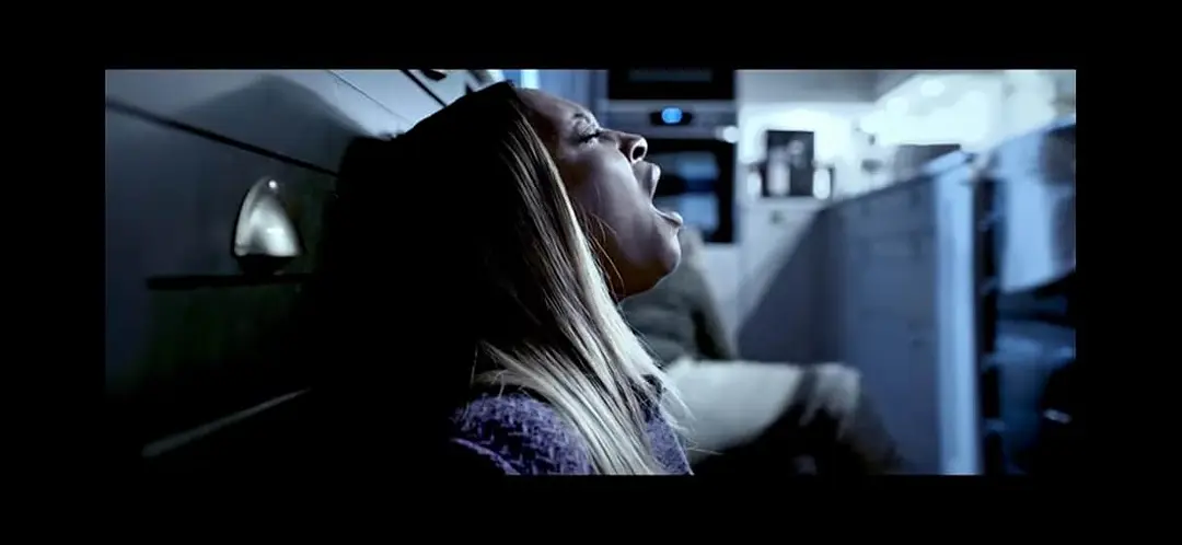 这部新上映的恐怖片《小鹿斑比:清算/杀鹿斑比》被誉为童年阴影制造机,血腥复仇的暗黑狂想