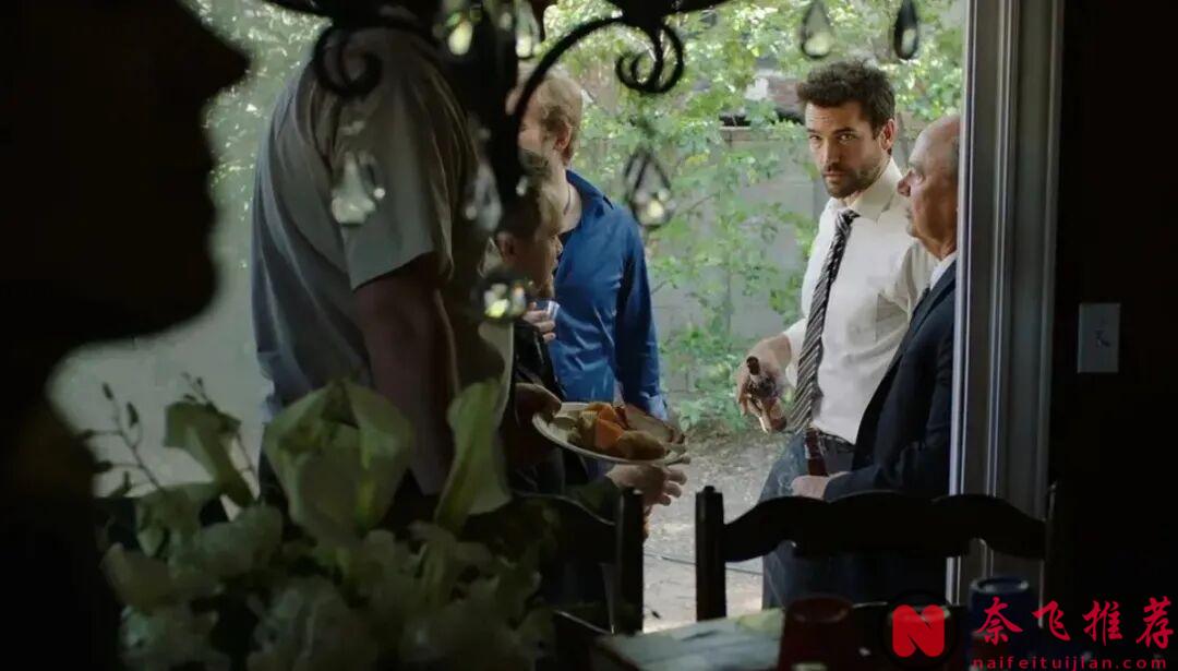 一口氣刷完,HBO這部高分美劇《利器/利器之痕》實在太兇猛了