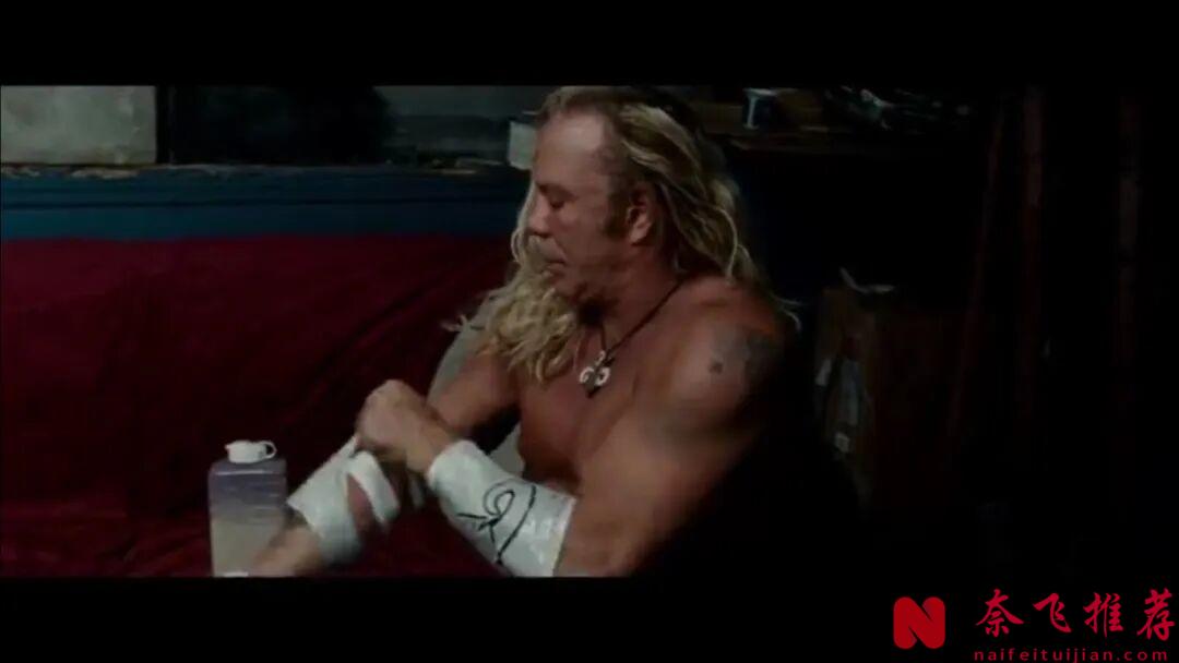 男人愛看的電影《摔角王/拼命戰羊(港)/力挽狂瀾》,生活滿是心酸,女神為藝術豁去一切