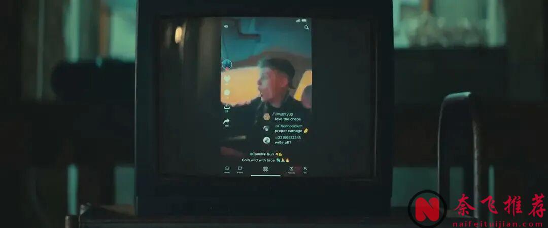 这部R级作品《恶徒/好男孩/發條狗》后劲真大!