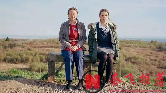 一口氣5集!這部英劇《切膚之痛》明明是部喜劇,卻半夜看哭!