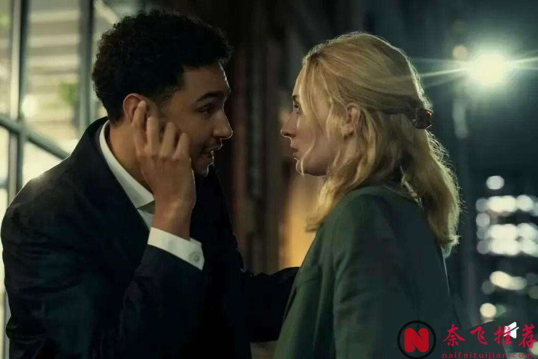 最近要是剧荒,那可别错过这部新上线的英剧《强制窃贼》,第一集就高能,这部剧稳了!